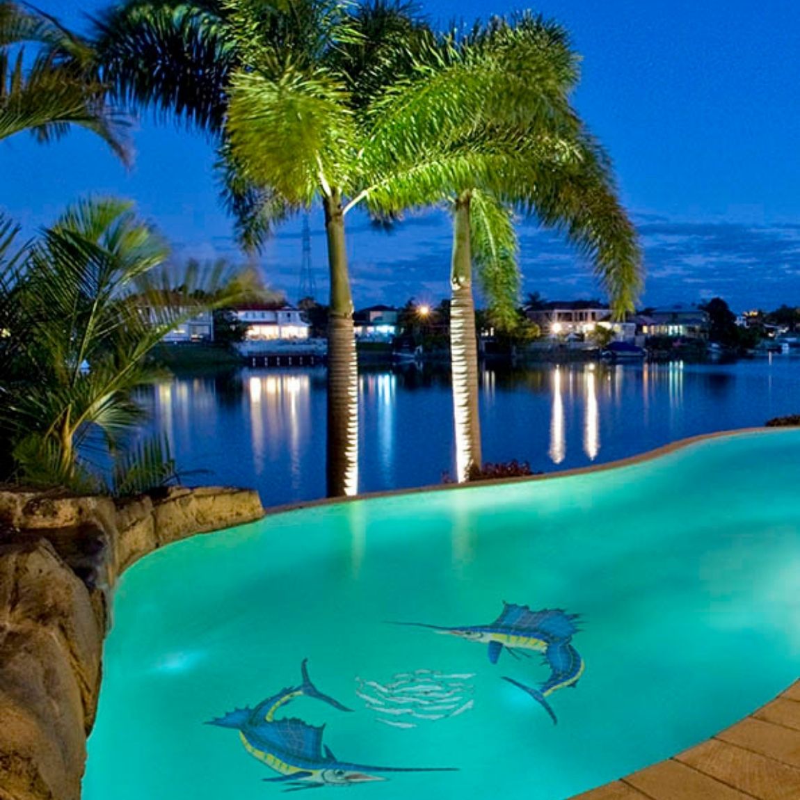 Pool Mosaic Bait Ball