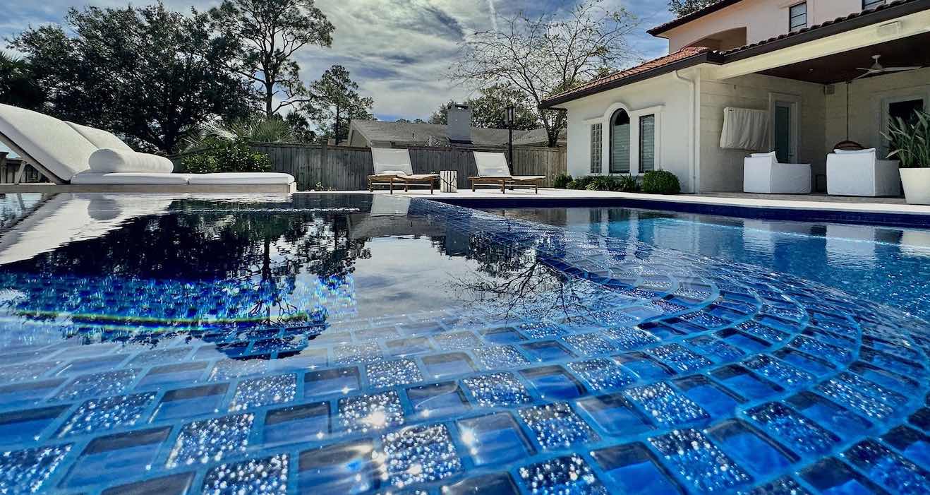 Glass Pool Tiles