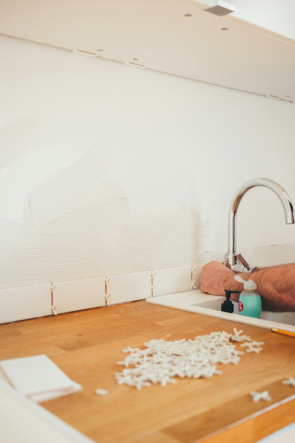 5 Easy Ways To Remove Wall Tiles