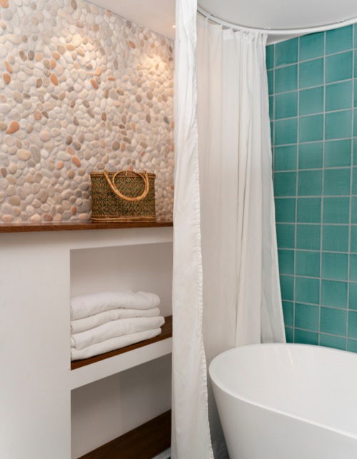 Color Drenching with Tiles