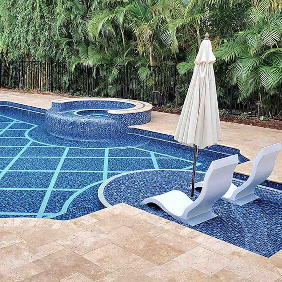 Glass Mosaic Tile Staggered Lava Blue 1x1